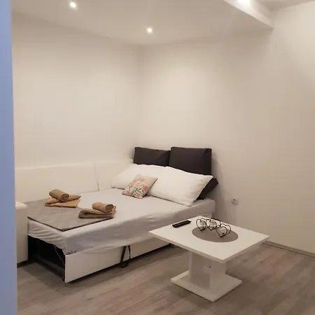 Kalelarga Nostra Apartamento *